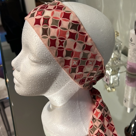 Louis Vuitton head scarf sash - Picture 2 of 5